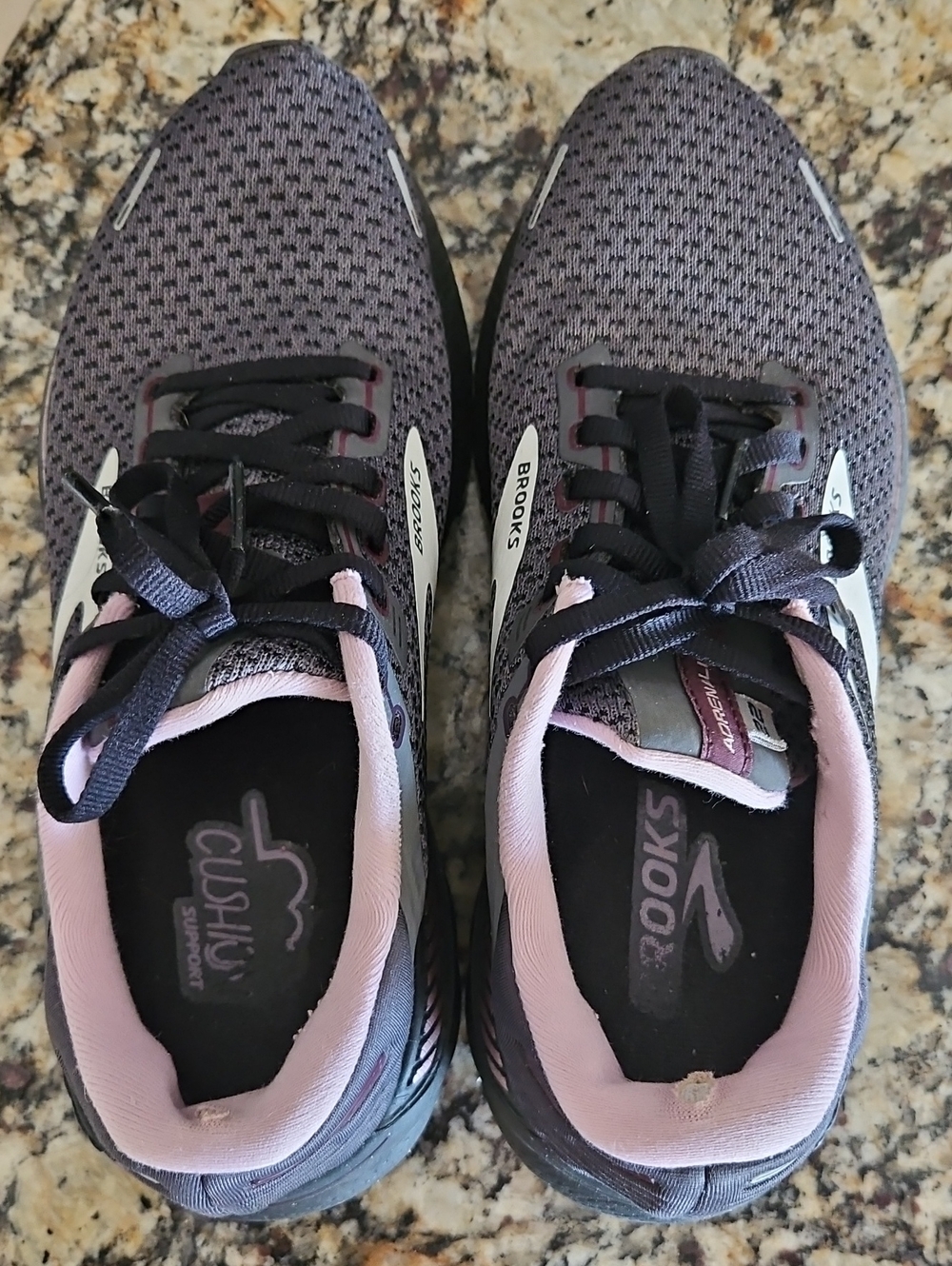 Brooks Adrenaline GTS 22 Women’s Running Shoes Gray with Pink/Lavender Womens 8 - Picture 4 of 6